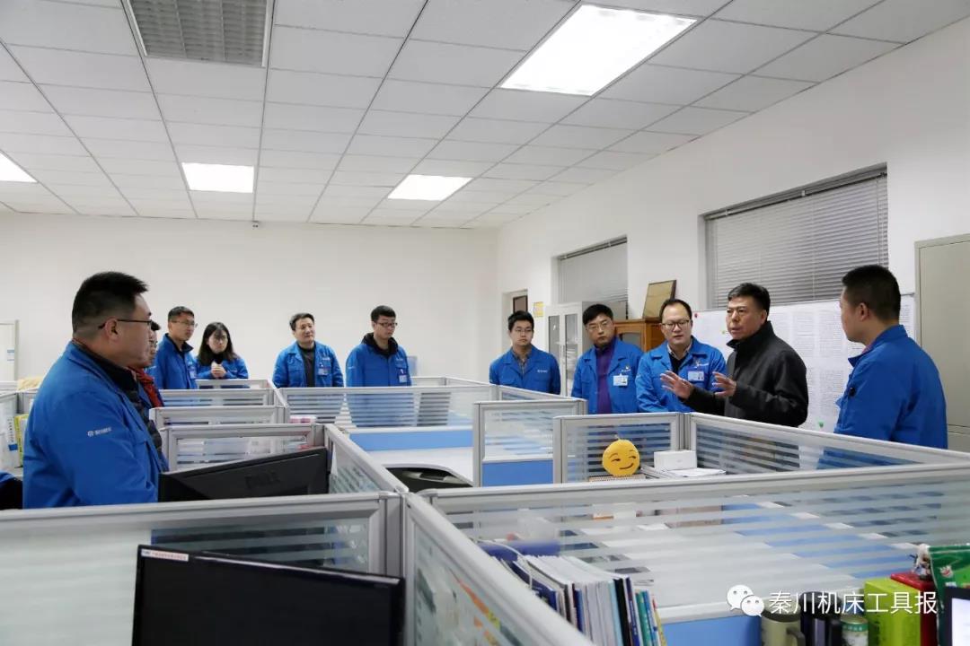 严鉴铂董事长现场办公：让员工有事干 能干事 干成事